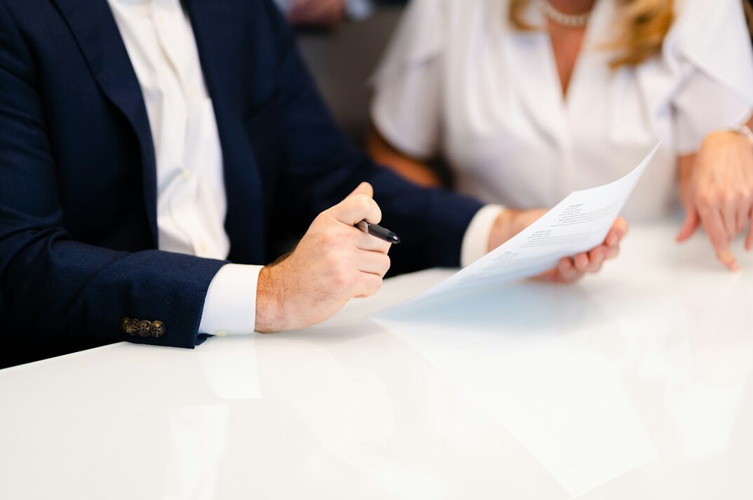 real estate agent meeting